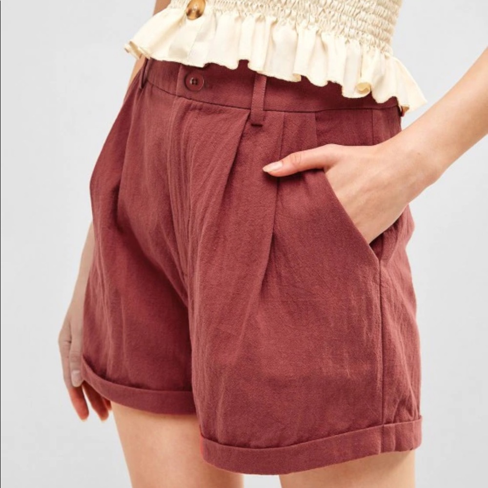 NWT 🆕 Zip Fly Rolled Hem Casual Shorts